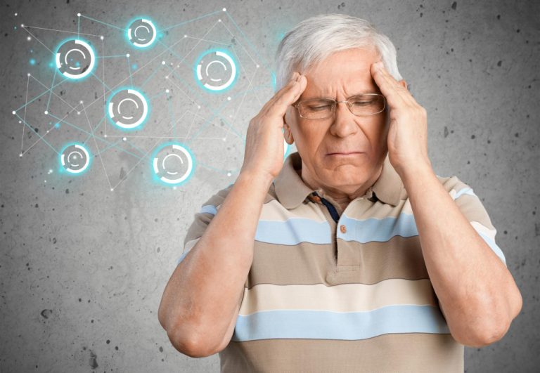 Alzheimer: Cum poate fi prevenit și care sunt simptomele